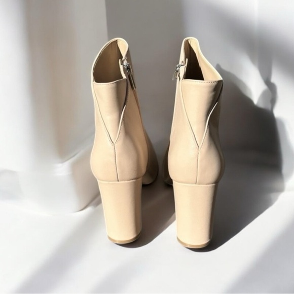 🌻 NEW w/box Marc Fisher LTD Light Natural Urmi Pointed Toe Bootie Size 10 - Picture 2 of 9